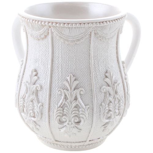 Classic Style Designer Polyresin Natilat Yadaim Washing Cup